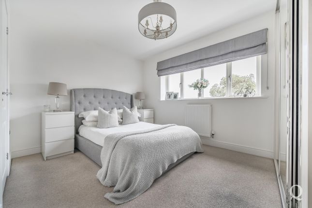 3, Blaxland Grange, Sittingbourne photo 3