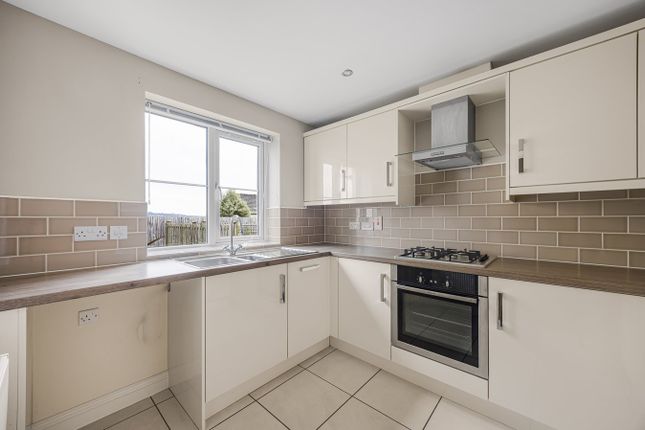 10, Blenheim Rise, Stroud photo 2