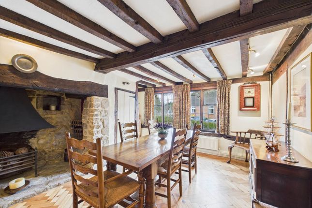 Well Cottage, High Street, Aylesbury photo 4