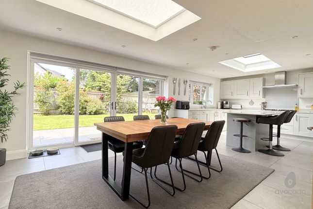40 Long Lane, Tilehurst, Berkshire photo 2