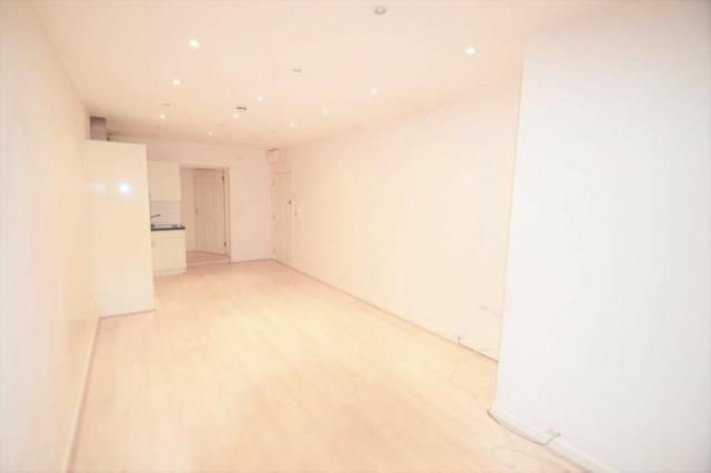 Flat 1 752b Finchley Road, Flat 1, 752b Finchley Road, London photo 4