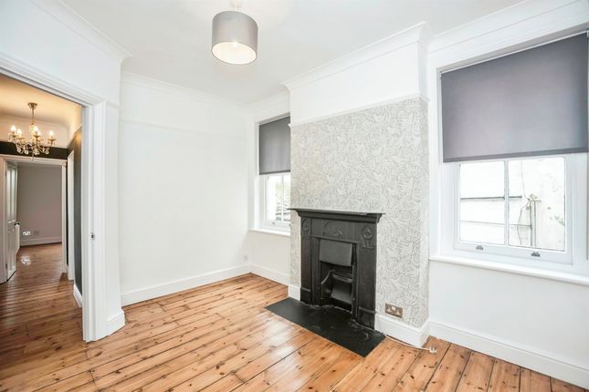 End terrace house for sale in Southland Terrace, London Road, Purfleet-On-Thames