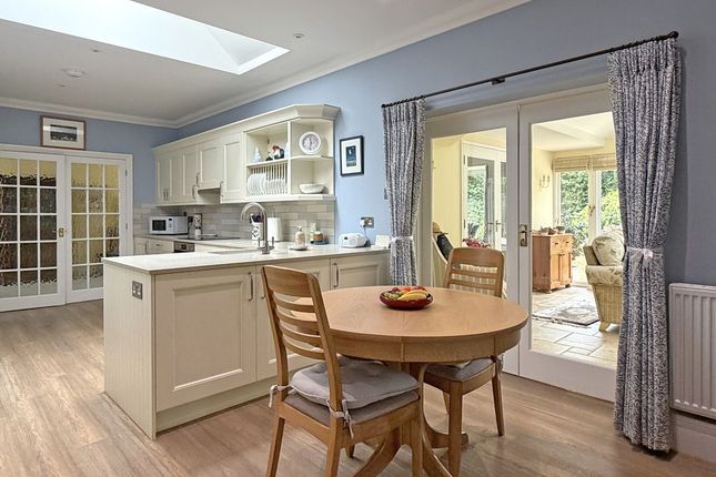 11, Deans Mead, Sidmouth photo 2