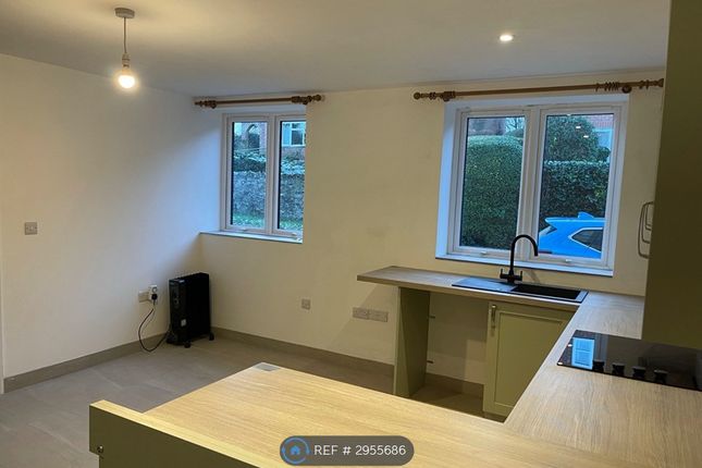Flat, Priory Mews Fisher Lane, Bingham, Nottingham photo 4