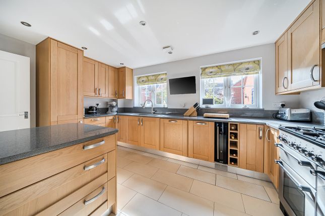 18, Comfrey Road, Stotfold photo 3