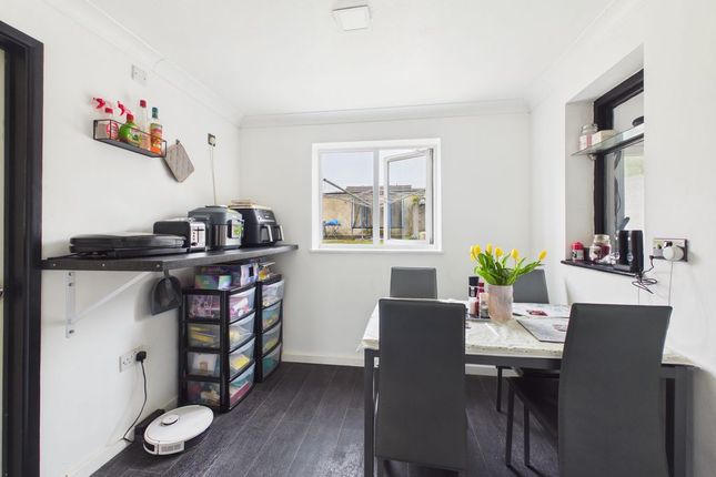 8, Tremore Road, Redruth photo 4