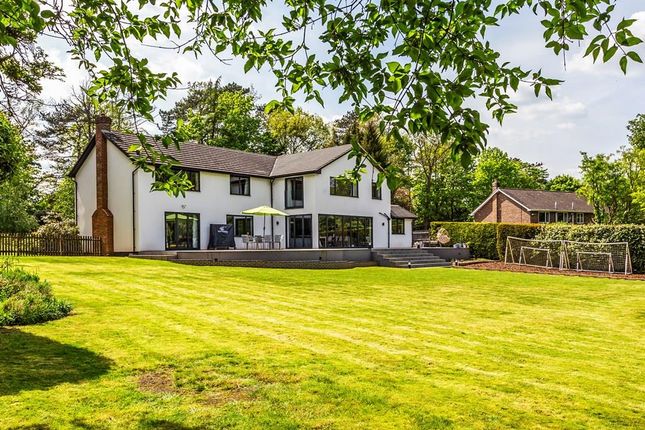 The Lodge, Reigate Road, Leatherhead photo 2