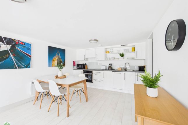 10 Hillside Villas, Millendreath Beach Resort, Looe photo 2