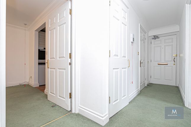 Flat for sale in Algers Road, Loughton, Essex