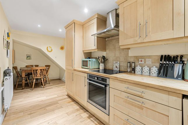 8 Highfield Farm, Mangrove Lane, Hertford photo 4