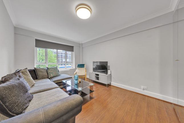 Flat to rent in Portsea Place, London
