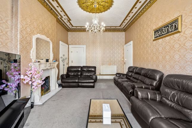 329 Maxwell Road, Main Door, Glasgow photo 3