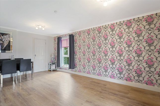 54, Rowan Road, Glasgow photo 4