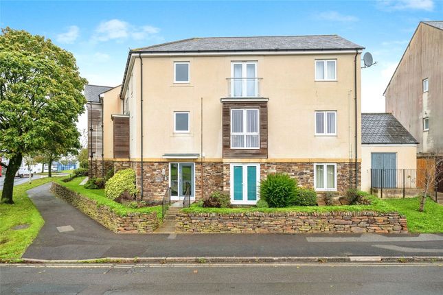 Thumbnail Flat for sale in Lulworth Drive, Plymouth, Devon