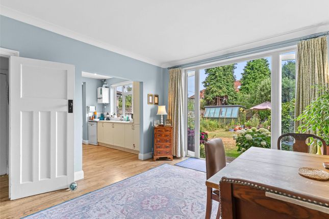 8, Blandford Avenue, Twickenham photo 3