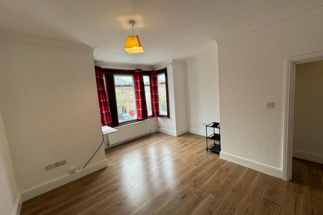 Thumbnail Maisonette to rent in Aldborough Road South, Ilford