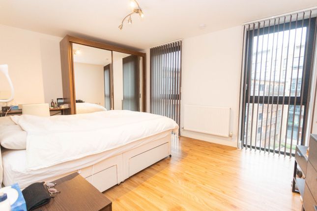 Flat to rent in Albatross Way, Canada Water, London, Greater London