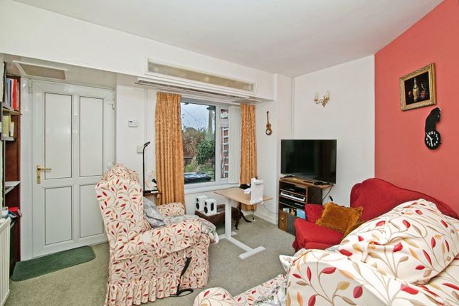 The Bungalow,, Spar Lane, Redruth photo 2