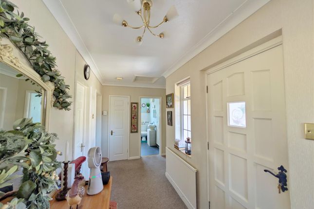 9, Kimberley Drive, Lydney photo 2