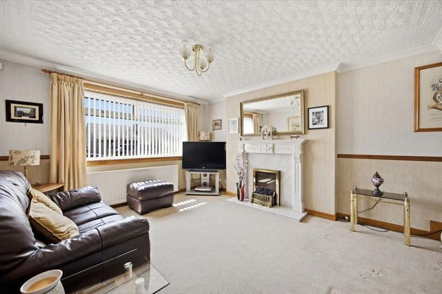 17, Strathord Place, Glasgow photo 2
