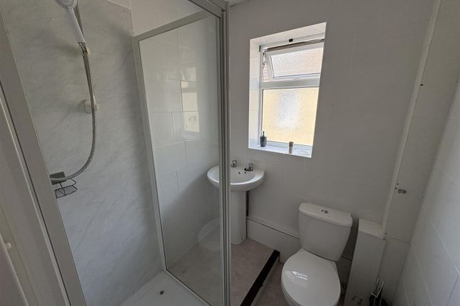 Flat 3, 33 Northgate Street, Great Yarmouth photo 2