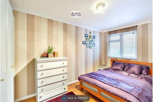 Crosslands, Stantonbury, Milton Keynes photo 5