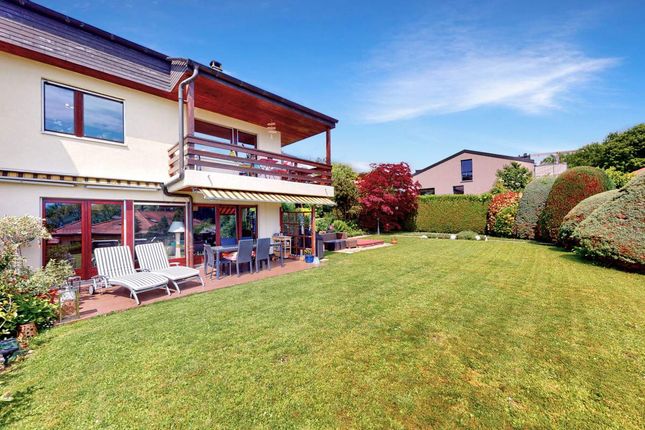 Thumbnail Villa for sale in Belmont-Sur-Lausanne, Canton De Vaud, Switzerland