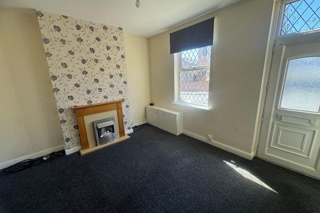 26, Close Street, Pontefract photo 3