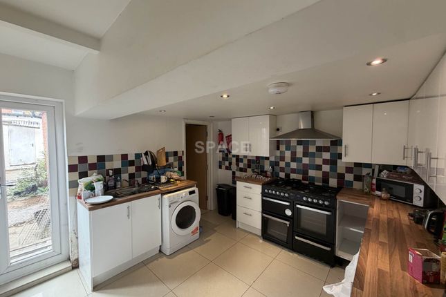 Room 3, Hatherley Road, Reading photo 3