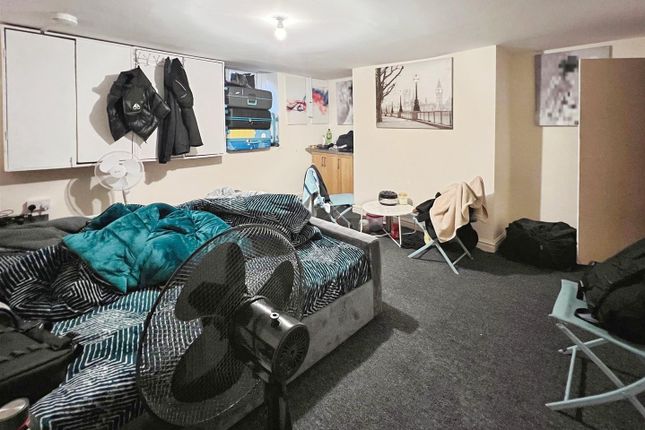 71, Hustler Street, Bradford photo 5