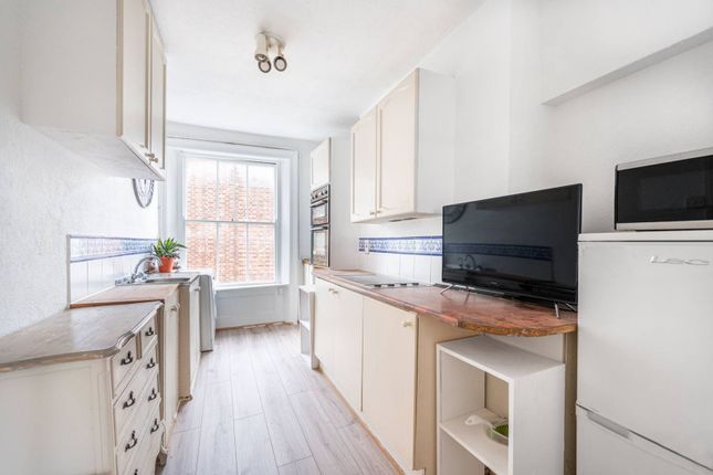 Thumbnail Flat to rent in Colville Road, Notting Hill, London