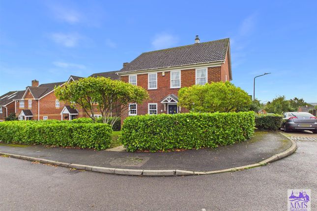 4-bed detached on Merryfields, Strood, £550,000