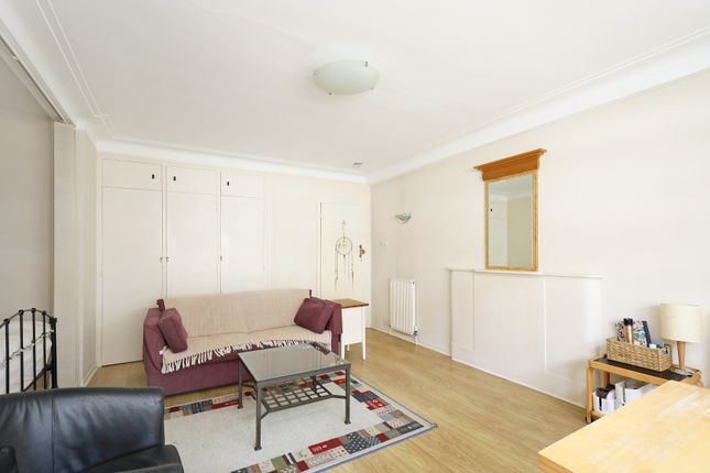 184 Lichfield Court, Sheen Road, Richmond photo 4