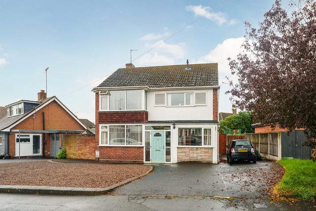 Thumbnail Detached house for sale in Derwent Avenue, Stourport-On-Severn