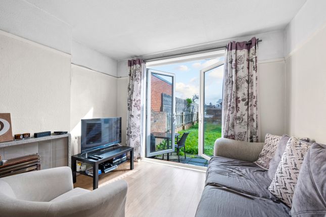 51, Bushey Road, Raynes Park photo 2