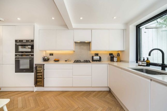 34, Corbyn Street, London photo 4