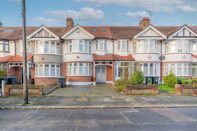 Property to rent in Amberley Gardens, Enfield