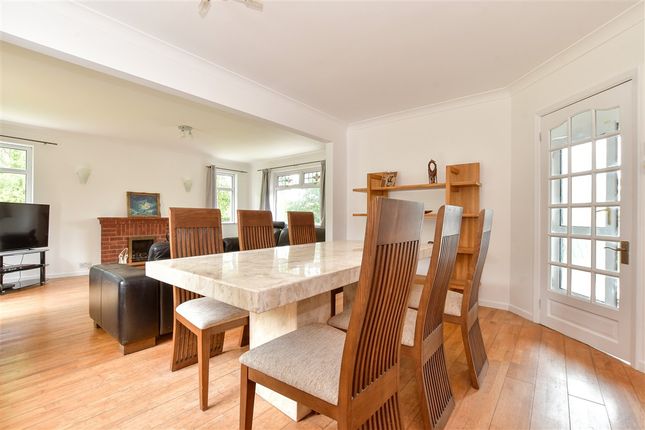 Ashlake Copse Road, Ryde photo 4