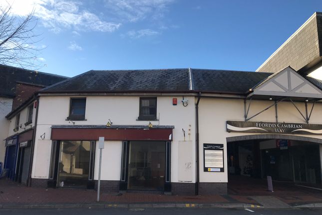 Thumbnail Retail premises to let in Cambrian Way, Carmarthen