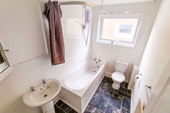 Hertford Grove, Cramlington photo 3