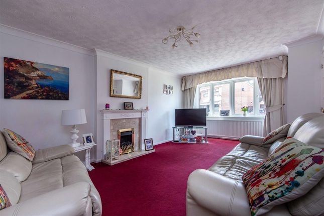37, Camelot Avenue, Nottingham photo 2