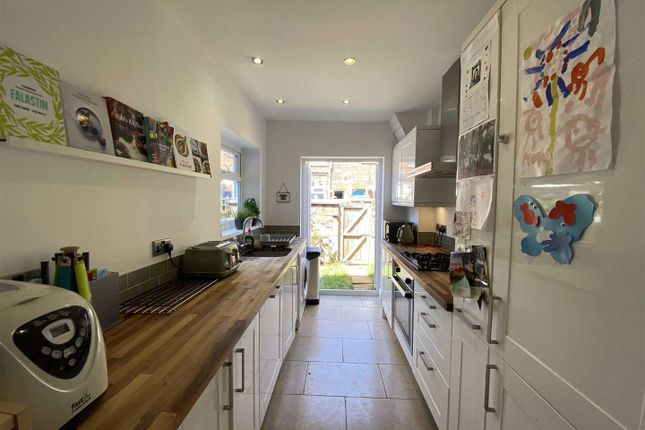 14, Attercliffe Road, Manchester photo 4