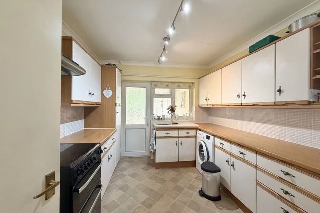 8, Westmead Road, Barton Under Needwood photo 2