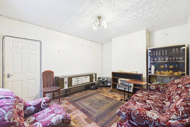 95, Howard Street, Gloucestershire photo 2