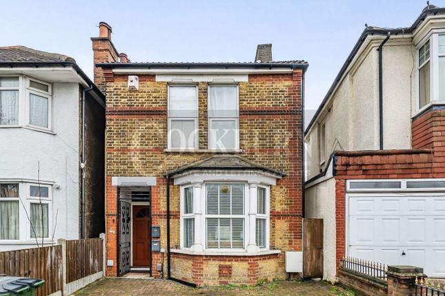 Thumbnail Flat for sale in Southwood Road, New Eltham