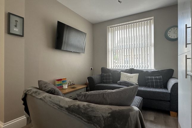 23, New Road, Ystradowen photo 3