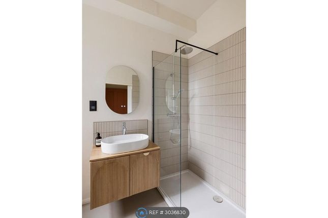 B Palmerston Road, London photo 2