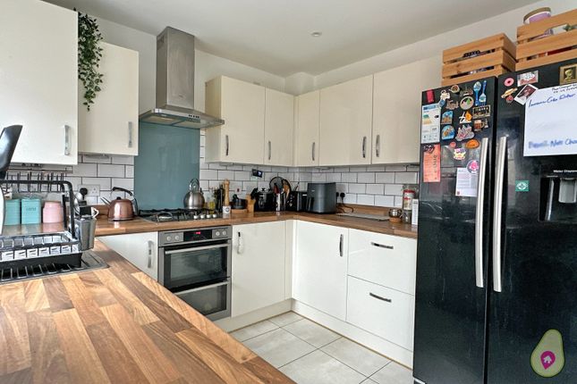 33 Sandown Road, Bicester, Oxfordshire photo 4