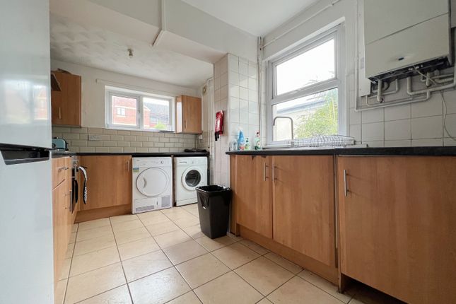 65, Richards Street, Cardiff photo 4