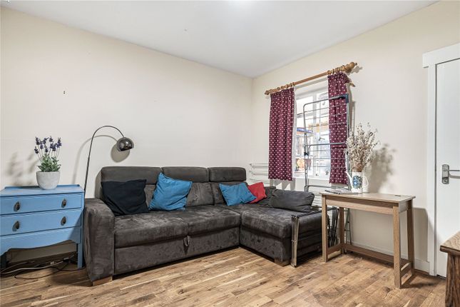 24, Adelaide Street, Oxfordshire photo 3